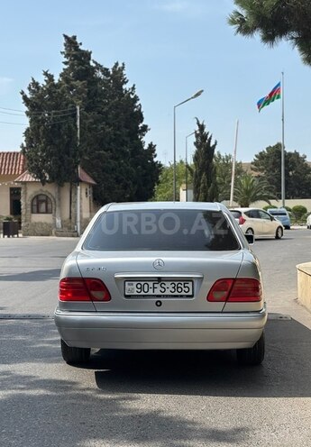 Mercedes E 230 1996, 404,000 km - 2.3 l - Bakı