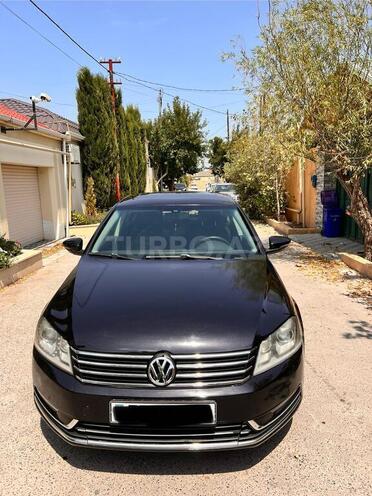 Volkswagen Passat 2011, 290,000 km - 1.8 l - Bakı