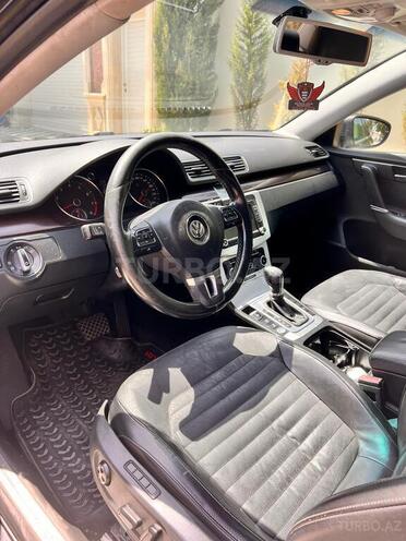 Volkswagen Passat 2011, 290,000 km - 1.8 l - Bakı