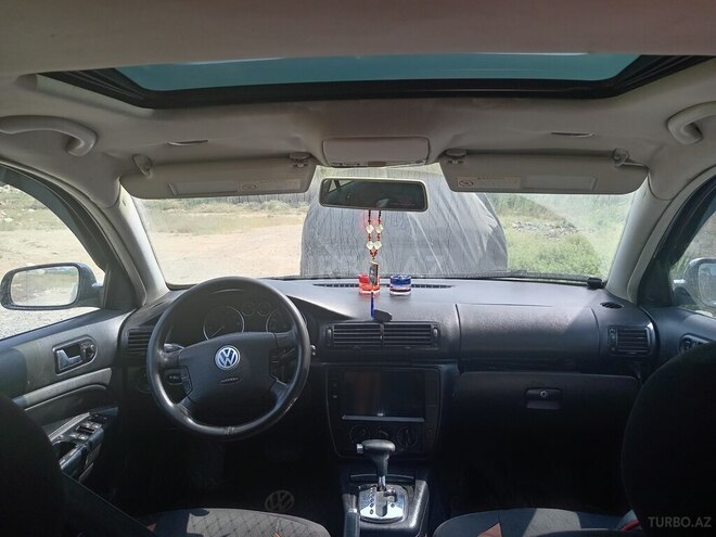 Volkswagen Passat 2003, 295,000 km - 4.0 л - Bakı