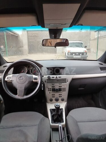 Opel Astra 2009, 320,000 km - 1.6 l - Goranboy