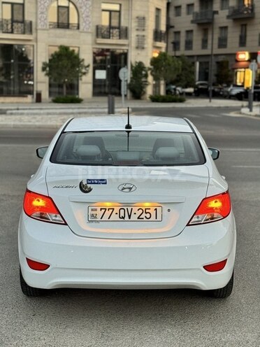 Hyundai Accent 2016, 61,000 km - 1.6 l - Bakı