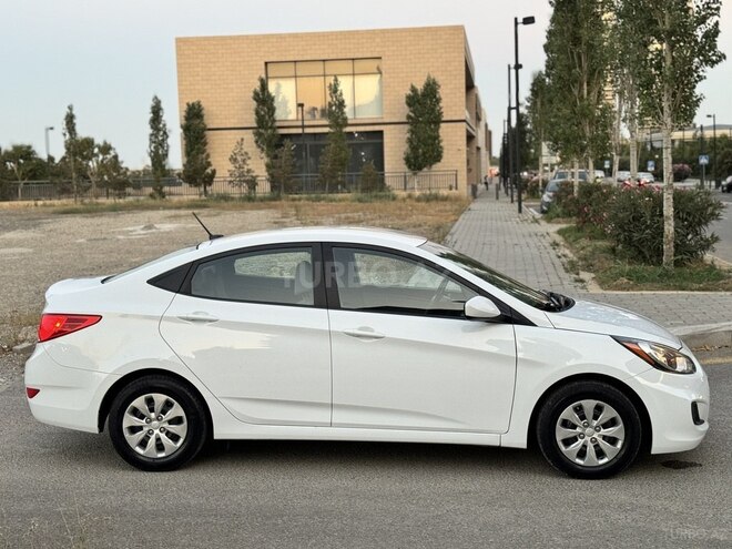 Hyundai Accent 2016, 61,000 km - 1.6 l - Bakı