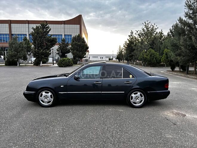 Mercedes E 230 1996, 385,459 km - 2.3 l - Sabirabad