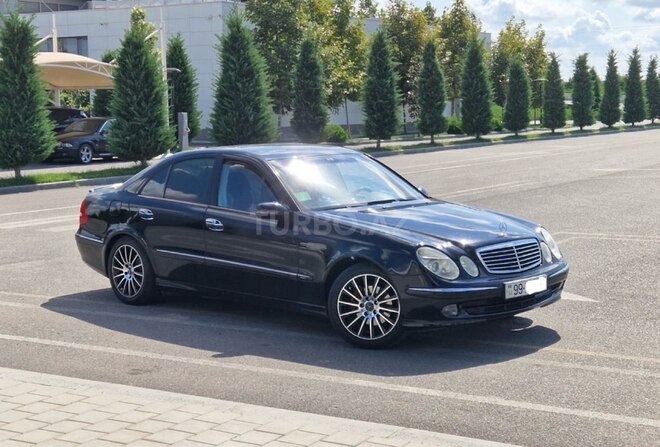 Mercedes E 240 2002, 413,000 km - 2.6 l - Bakı