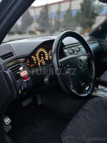 Mercedes E 230 1996, 385,459 km - 2.3 l - Sabirabad
