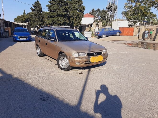 Opel Astra 1997, 400,150 km - 1.6 l - Bakı