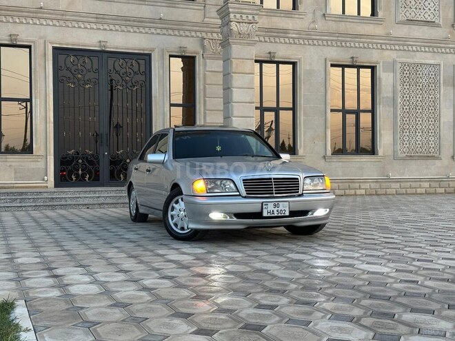 Mercedes C 200 1998, 245,000 km - 2.0 л - Saatlı