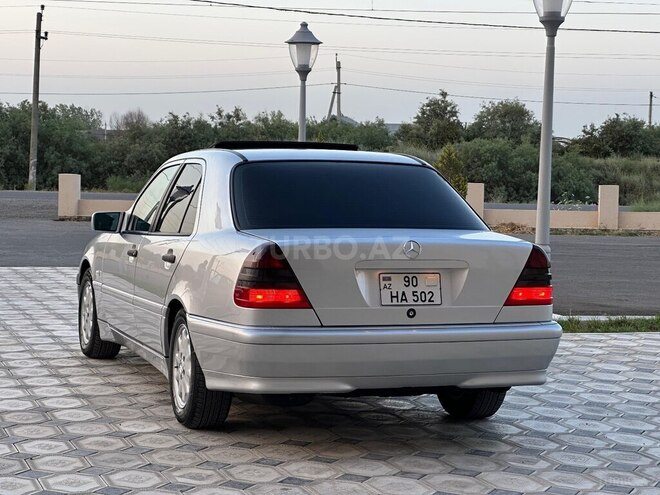 Mercedes C 200 1998, 245,000 km - 2.0 л - Saatlı