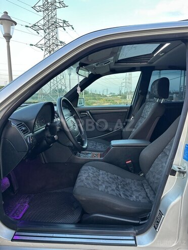 Mercedes C 200 1998, 245,000 km - 2.0 л - Saatlı