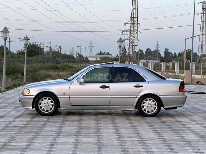Mercedes C 200 1998, 245,000 km - 2.0 л - Saatlı