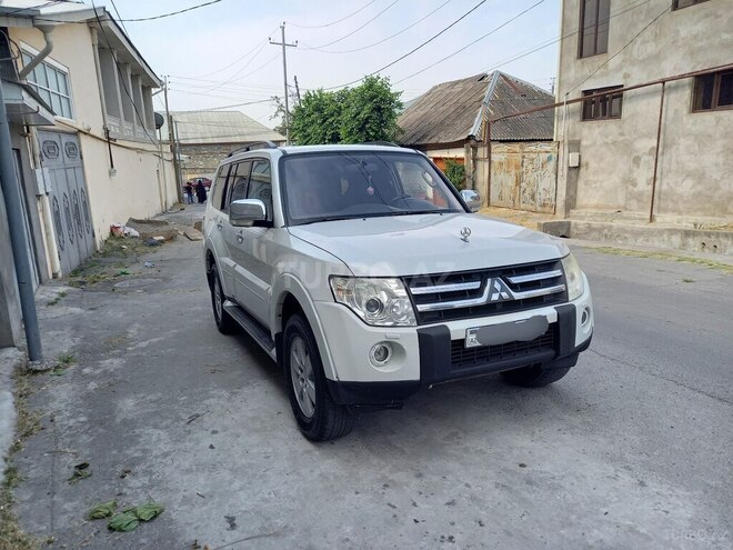 Mitsubishi Pajero 2007, 239,000 km - 3.0 l - Şəki