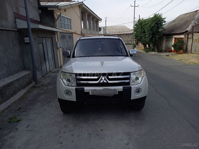 Mitsubishi Pajero 2007, 239,000 km - 3.0 l - Şəki
