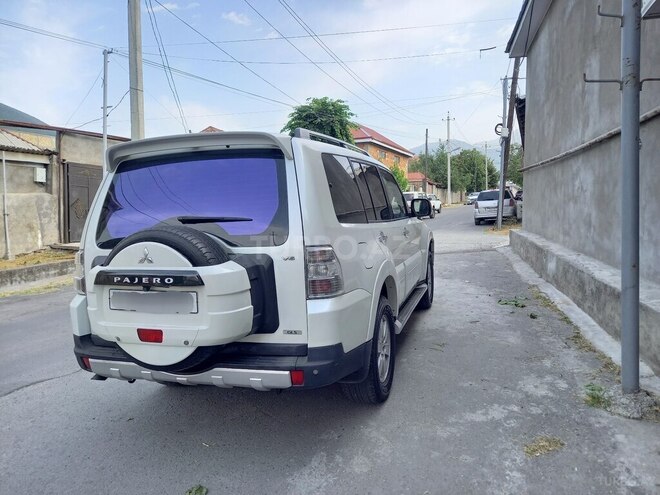 Mitsubishi Pajero 2007, 239,000 km - 3.0 l - Şəki