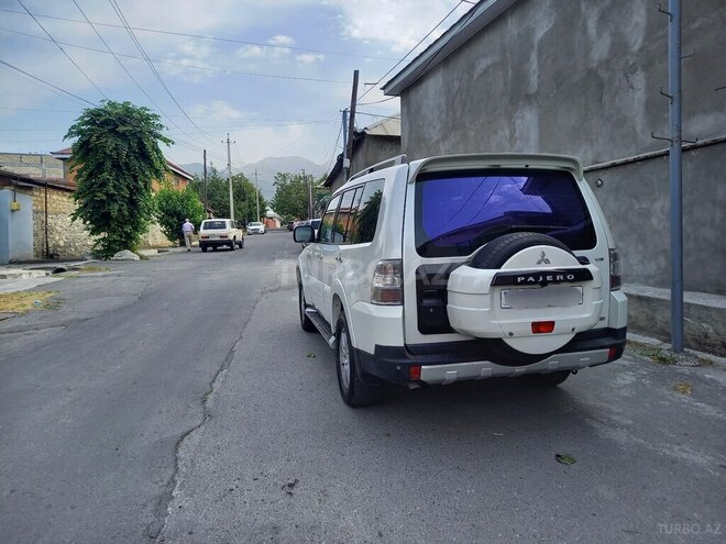 Mitsubishi Pajero 2007, 239,000 km - 3.0 l - Şəki