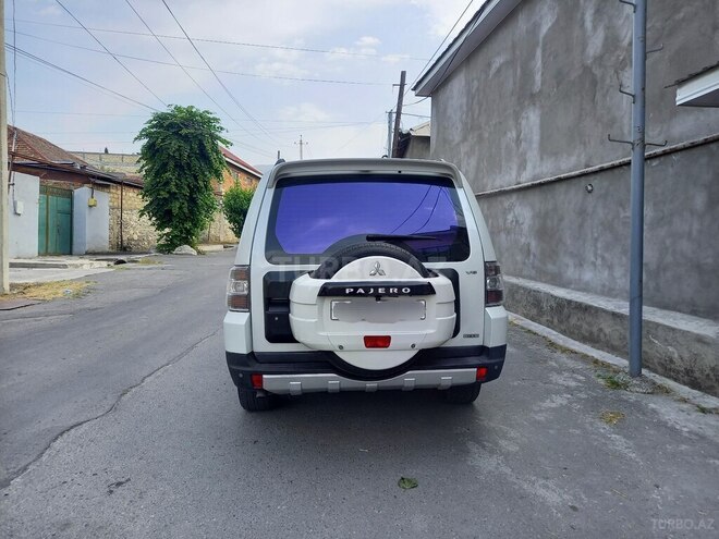 Mitsubishi Pajero 2007, 239,000 km - 3.0 l - Şəki