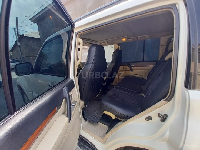 Mitsubishi Pajero 2007, 239,000 km - 3.0 l - Şəki