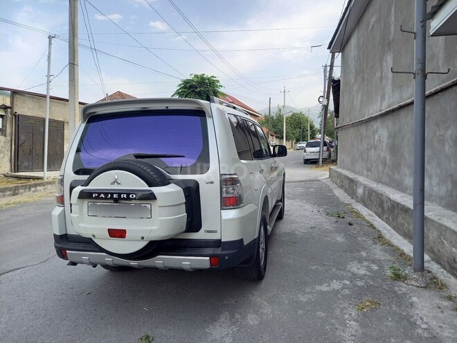 Mitsubishi Pajero 2007, 239,000 km - 3.0 l - Şəki