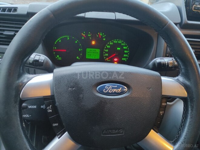 Ford Transit 2006, 245,000 km - 2.4 л - Astara
