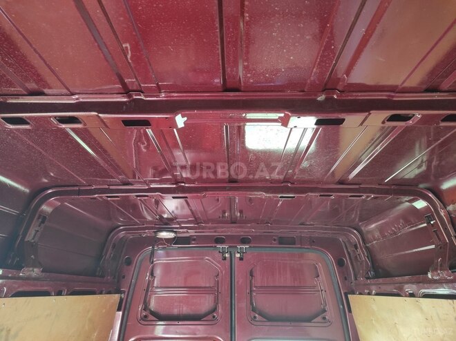 Ford Transit 2006, 245,000 km - 2.4 л - Astara