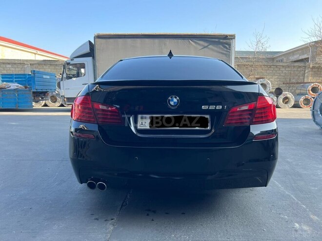BMW 528 2016, 215,000 km - 2.0 l - Bakı