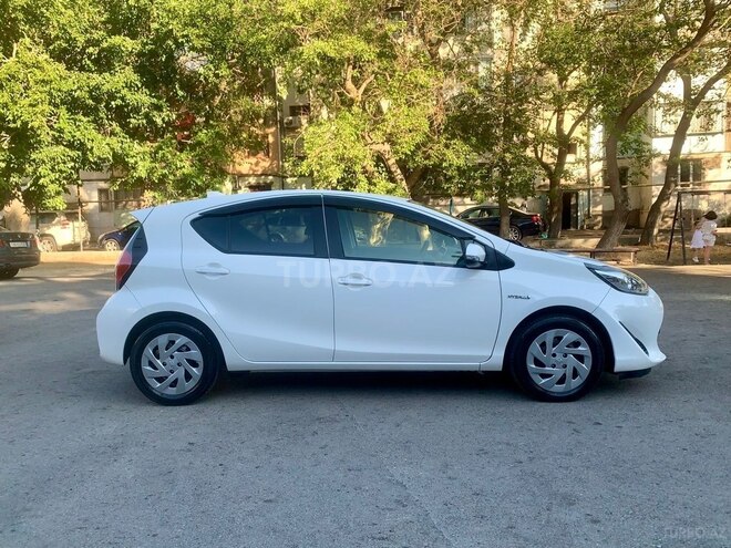 Toyota Aqua 2017, 75,000 km - 1.5 l - Bakı