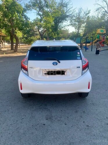 Toyota Aqua 2017, 75,000 km - 1.5 l - Bakı