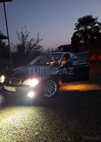BMW 740 2007, 310,000 km - 4.0 l - Astara