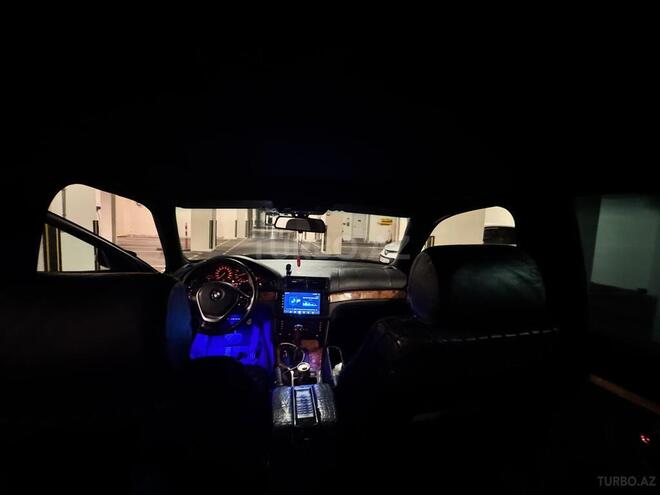 BMW 528 1998, 623,000 km - 2.8 л - Bakı