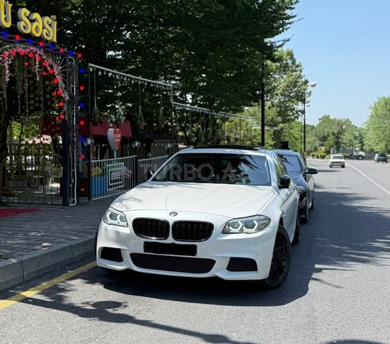 BMW 528 2015, 230,000 km - 2.0 l - Şirvan