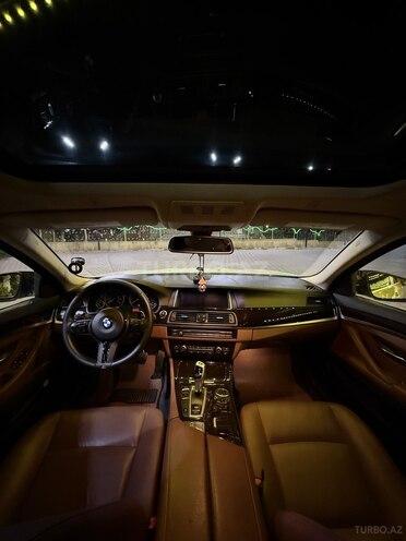 BMW 528 2015, 230,000 km - 2.0 l - Şirvan
