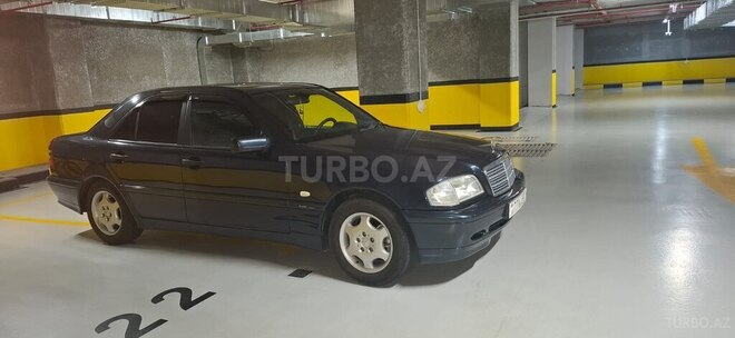 Mercedes C 180 2000, 300,000 km - 1.8 l - Bakı