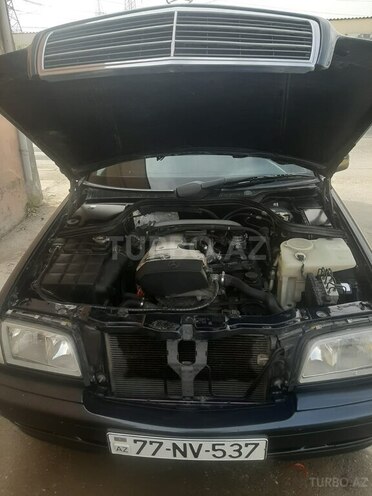 Mercedes C 180 2000, 300,000 km - 1.8 l - Bakı