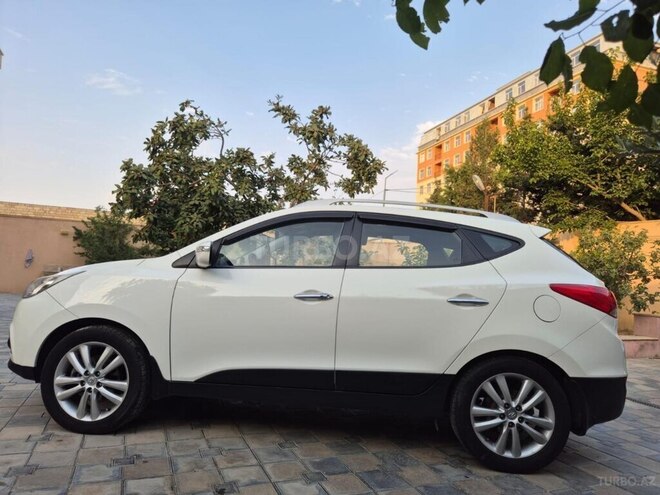 Hyundai ix35 2011, 241,000 km - 2.4 l - Bakı