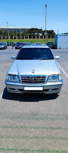 Mercedes C 180 1999, 215,000 km - 1.8 л - Bakı