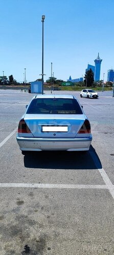 Mercedes C 180 1999, 215,000 km - 1.8 л - Bakı
