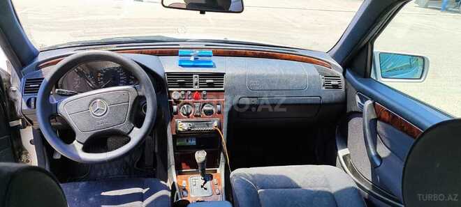 Mercedes C 180 1999, 215,000 km - 1.8 л - Bakı