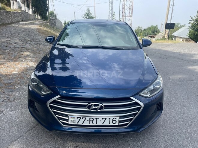 Hyundai Elantra 2017, 247,839 km - 2.0 л - Şəki