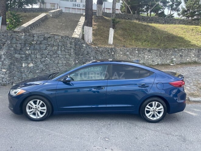Hyundai Elantra 2017, 247,839 km - 2.0 л - Şəki