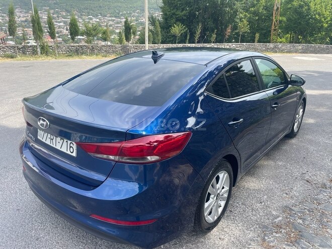 Hyundai Elantra 2017, 247,839 km - 2.0 л - Şəki