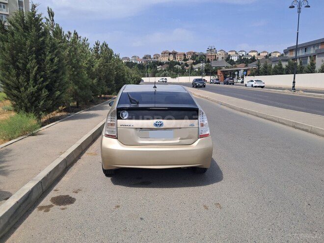 Toyota Prius 2010, 330,986 km - 1.8 l - Bakı