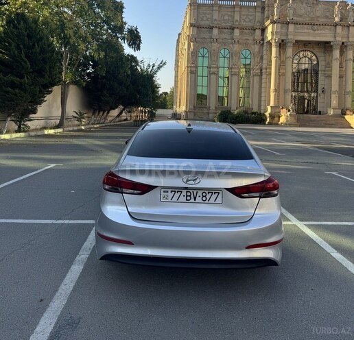 Hyundai Elantra 2016, 214,043 km - 2.0 l - Bakı