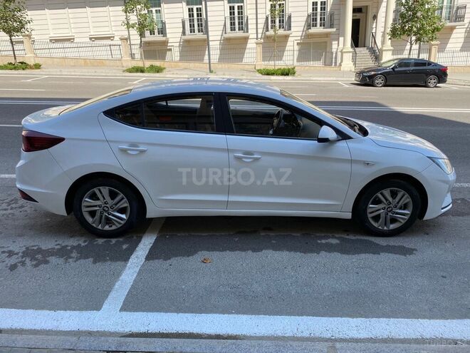 Hyundai Elantra 2019, 308,010 km - 1.6 l - Bakı