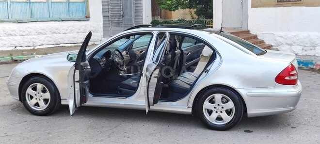 Mercedes E 240 2002, 336,235 km - 2.6 л - Bakı