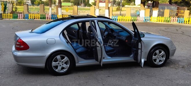 Mercedes E 240 2002, 336,235 km - 2.6 л - Bakı