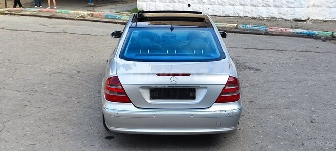 Mercedes E 240 2002, 336,235 km - 2.6 л - Bakı