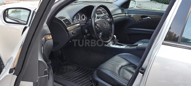 Mercedes E 240 2002, 336,235 km - 2.6 л - Bakı