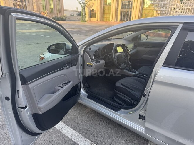 Hyundai Elantra 2016, 214,043 km - 2.0 l - Bakı