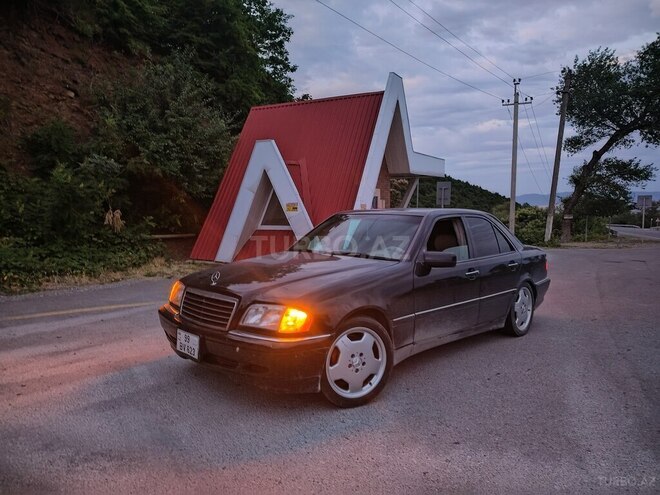 Mercedes C 230 1999, 390,000 km - 2.3 l - Qax