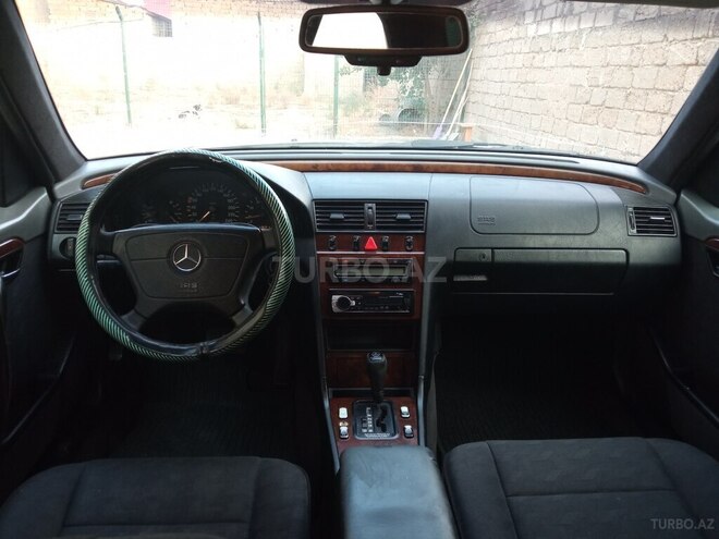 Mercedes C 180 1995, 255,321 km - 1.8 l - Bakı